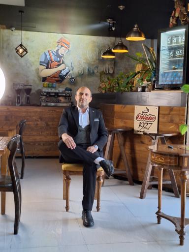 عکس کافه دوستان