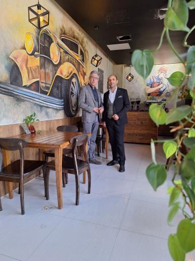 عکس کافه دوستان