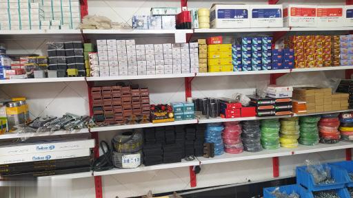 عکس آسانسور نوین پویا