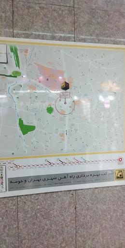 عکس ورودی مترو ایستگاه تجریش