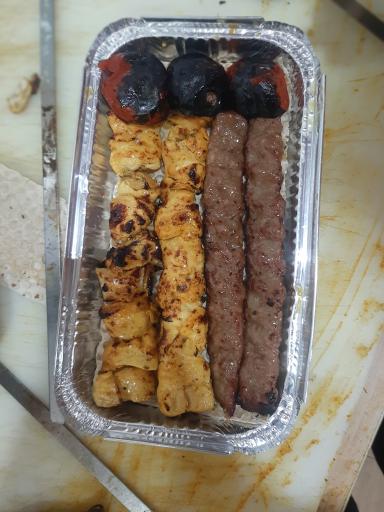 عکس کافه شکم بچه محل