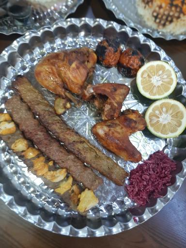 عکس کافه شکم بچه محل