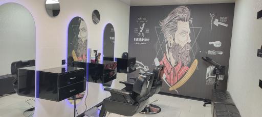 عکس پیرایش یونیک