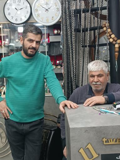 عکس فروشگاه ساعت شریعتی فر