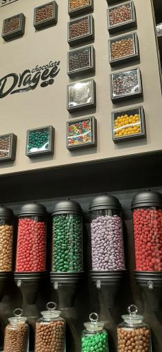 عکس کافه ساعدی نیا