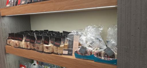 عکس کافه ساعدی نیا