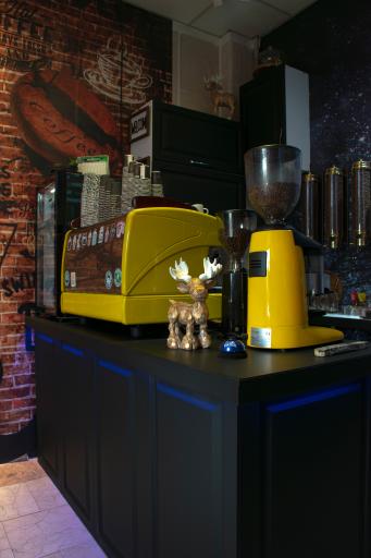 عکس کافه کاریبو