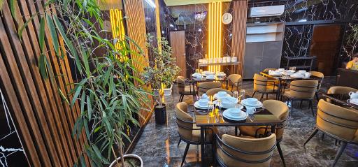 کافه رستوران مرکزی وائین