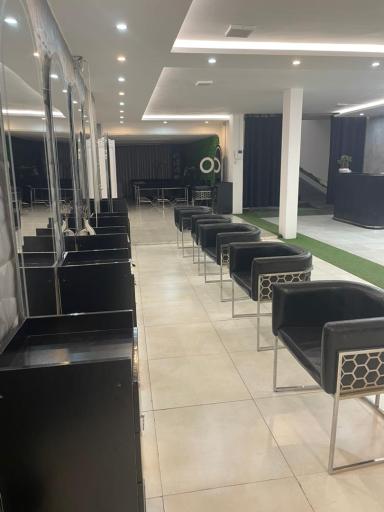 عکس سالن زیبایی سارا موسوی