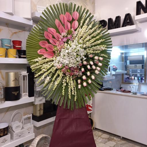 عکس گل فروشی نیکراه