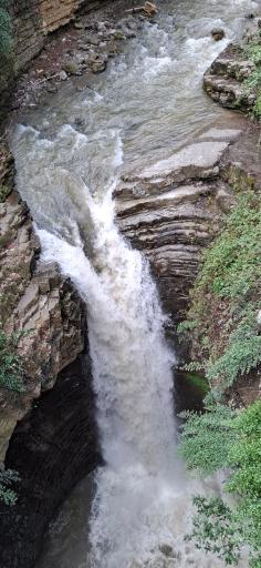 عکس آبشار ویسادار