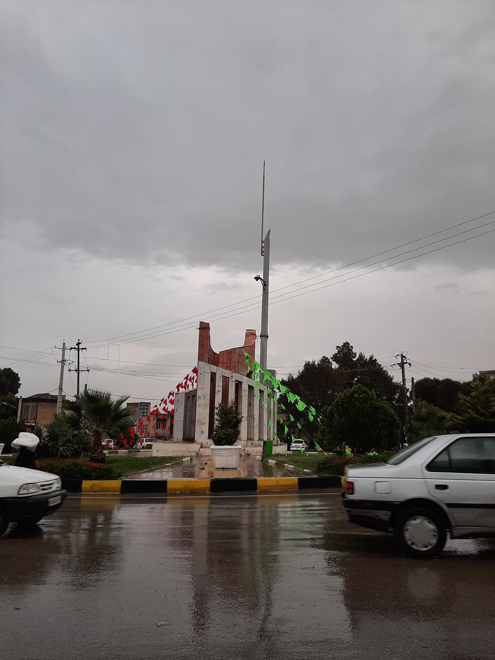 عکس میدان نواب صفوی(میدان وزیری)