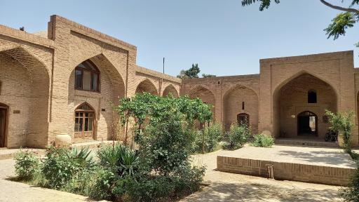 عکس رباط تاریخی جام