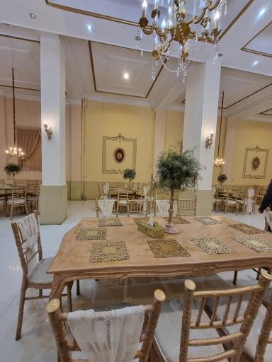 عکس تالار پذیرایی فرهاد 
