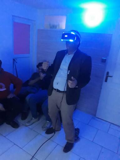 عکس گیم نت پسر خوب