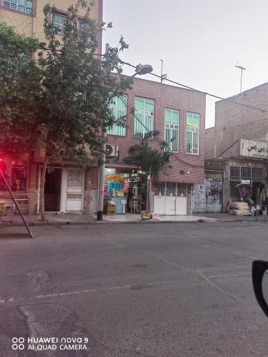 عکس سوپر مارکت بیست