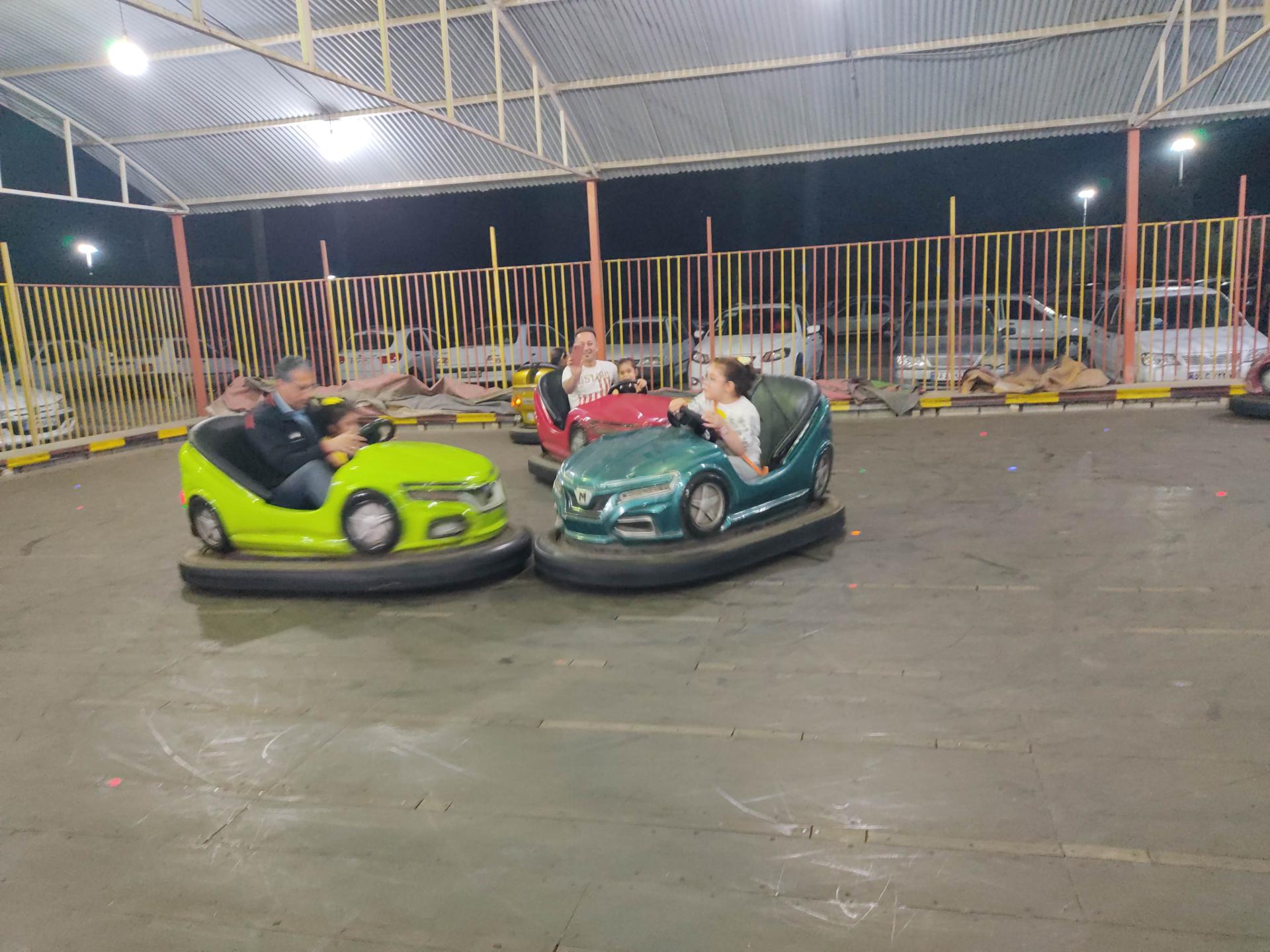 عکس شهربازی پارک جنگلی