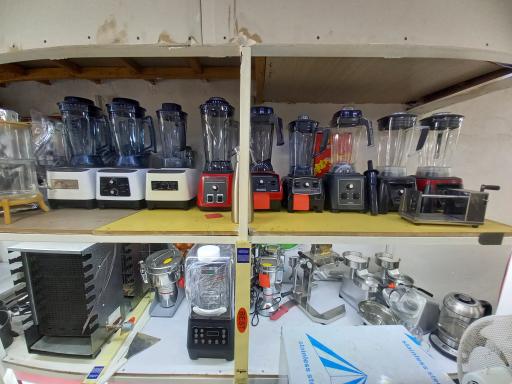 عکس تجهیزات سرد و گرم جهان یخ