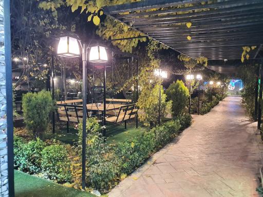 عکس کافه و رستوران فلوریس