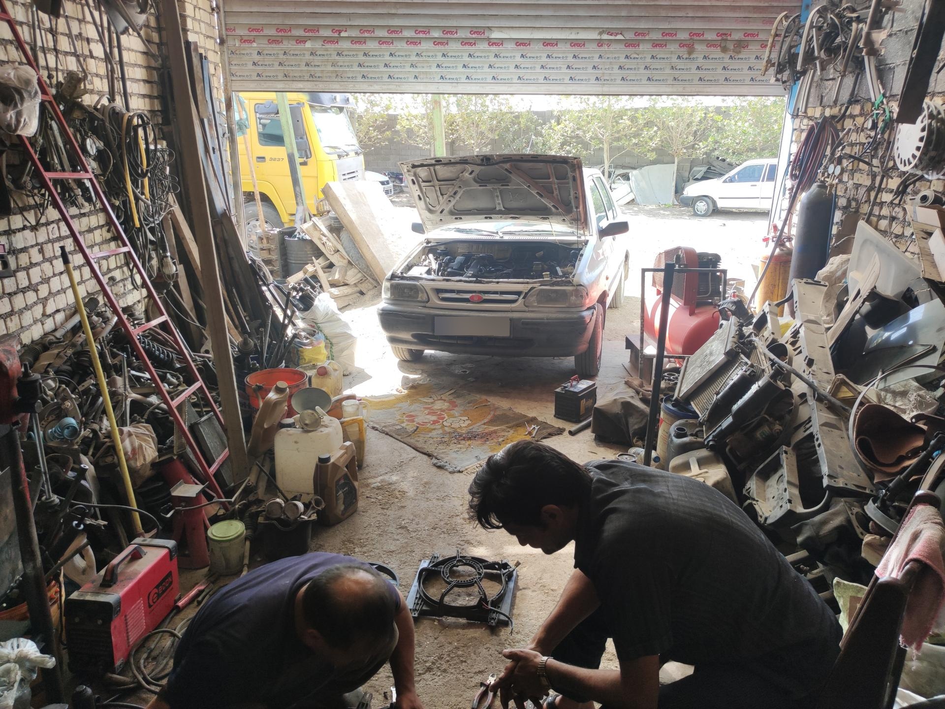 عکس گاراژ مجد کارواش مکانیکی ماشین سنگین استوک مهدوی زاده
