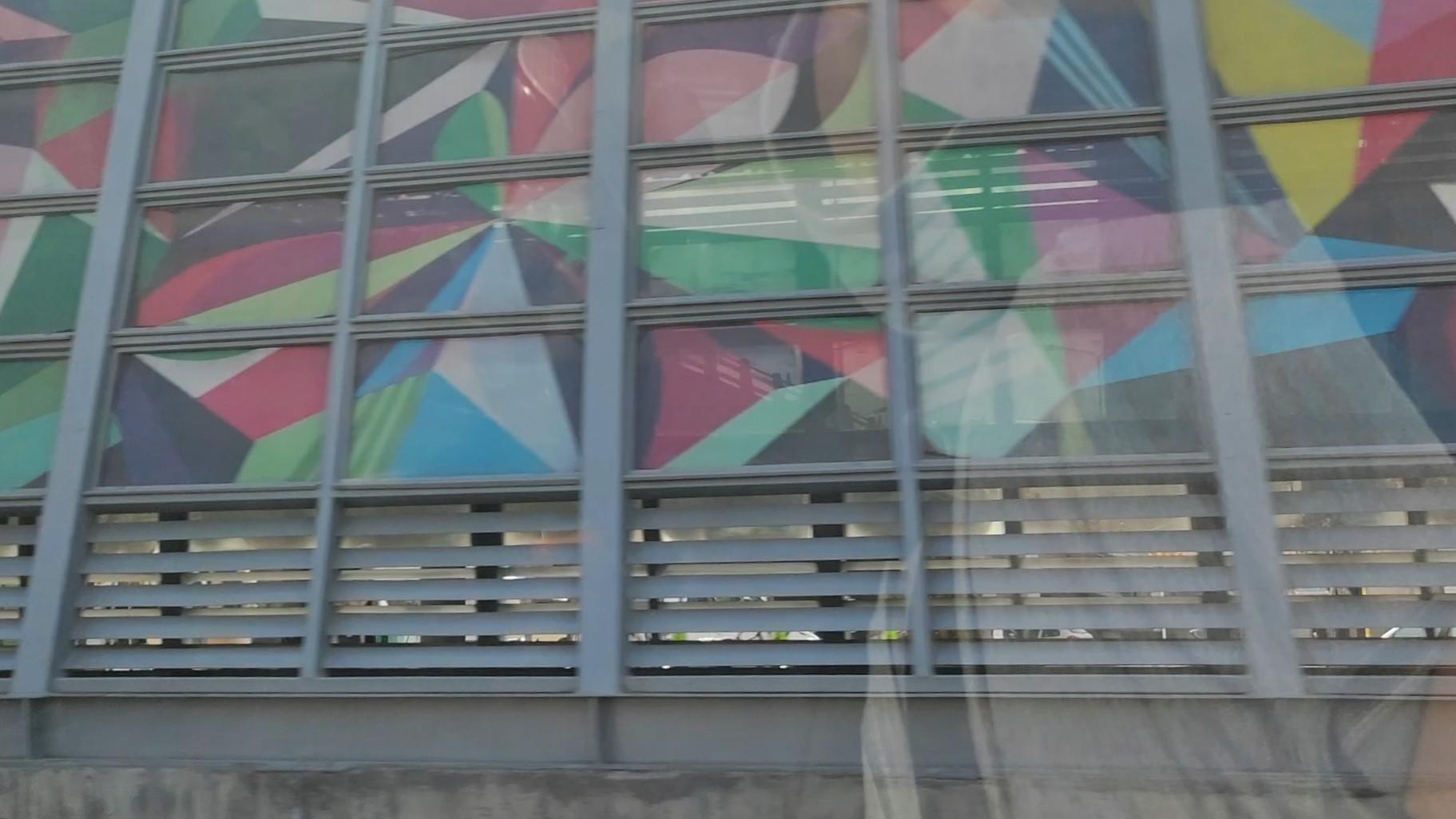 عکس ورودی مترو ایستگاه هفت تیر