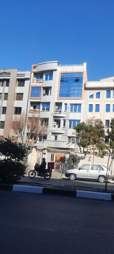 عکس ساختمان پارس