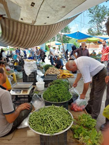 عکس پنجشنبه بازار