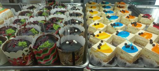 عکس قنادی تبرک