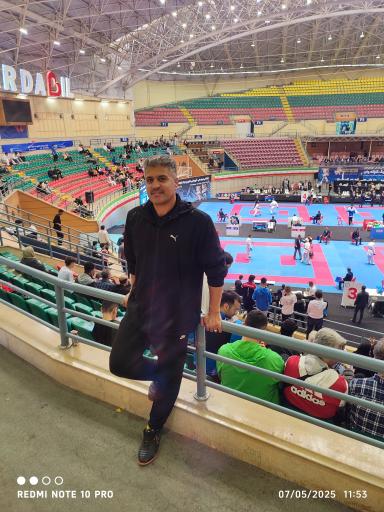 عکس استادیوم 6 هزارنفری جهان پهلوان حسین رضازاده