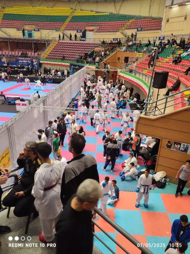 عکس استادیوم 6 هزارنفری جهان پهلوان حسین رضازاده