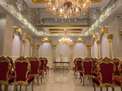 عکس تالار پذیرایی امپراطور پایتخت