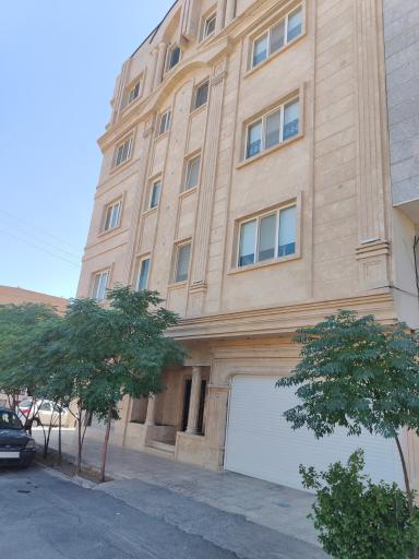 عکس عمارت متین