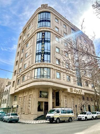 عکس هتل حدیث