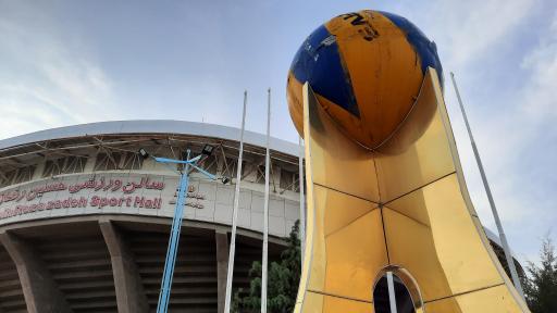 عکس استادیوم 6 هزارنفری جهان پهلوان حسین رضازاده