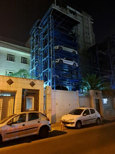عکس پارکینگ طبقاتی درمانگاه جوادالائمه
