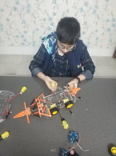 عکس شرکت دانش‌بنیان سازه رباتیک هامین