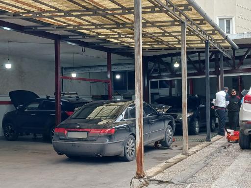 عکس تعمیرگاه تخصصی یونیک