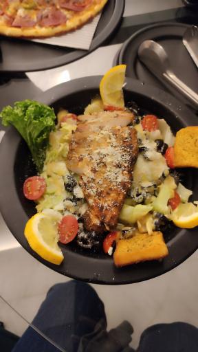 عکس باغ رستوران ویلانژ