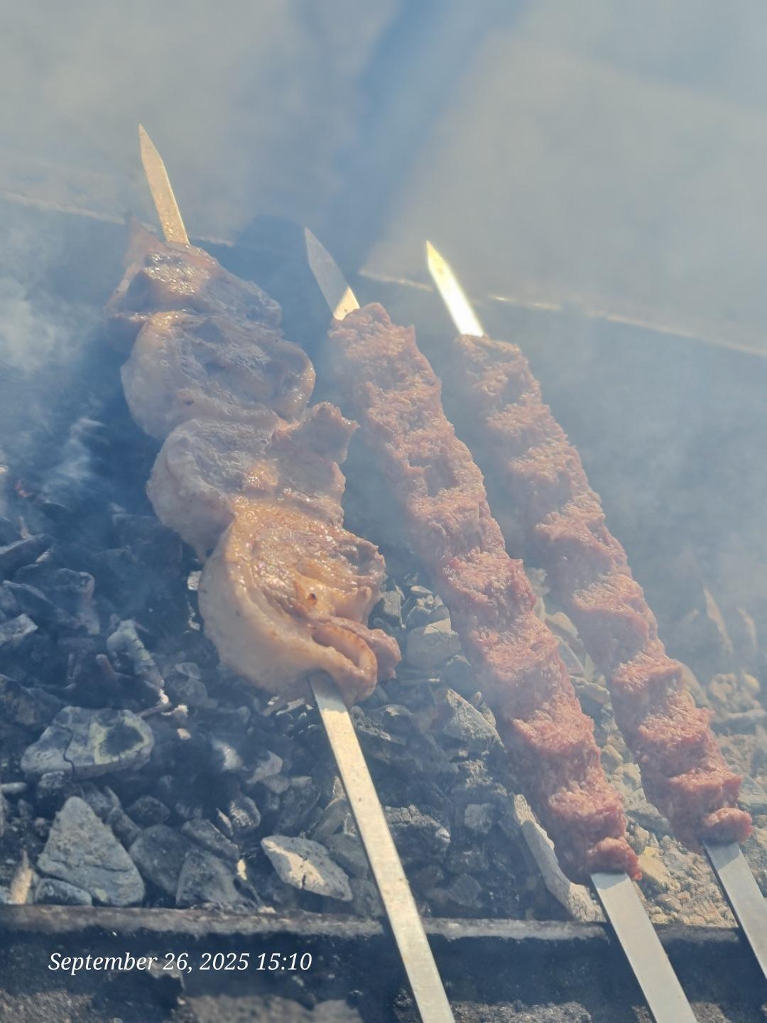 عکس کبابی و جگرکی حاج ممی