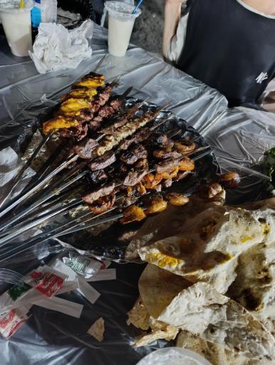 عکس کبابی و جگرکی حاج ممی