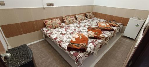 عکس خانه مسافر مهران 