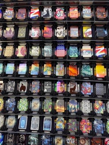 عکس فروشگاه زیپولوکس