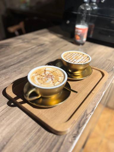 عکس کافه کلاسیک