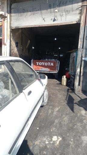 عکس تعمیرگاه رحمان