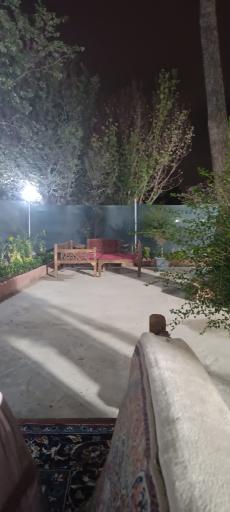 عکس باغچه رستوران ایران بانو