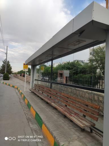 عکس ایستگاه اتوبوس آموزگار24