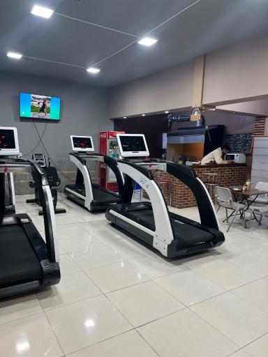 عکس باشگاه بدنسازی الماس 