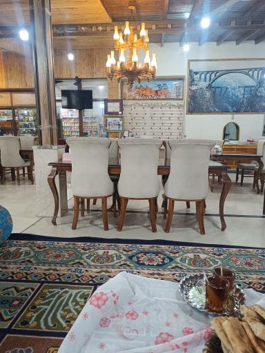 عکس رستوران چاپار خانه