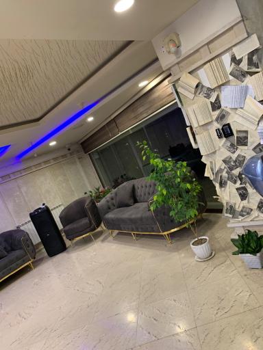 عکس آکادمی زیبایی توحید بابانژاد