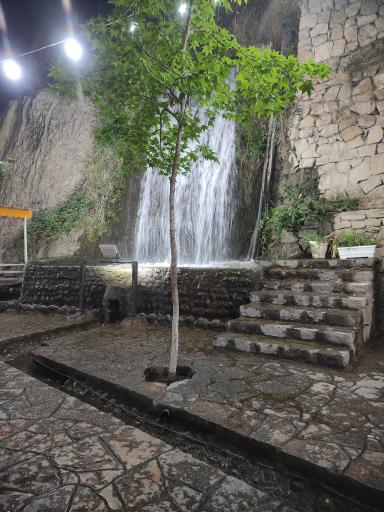 عکس کافه آبشار